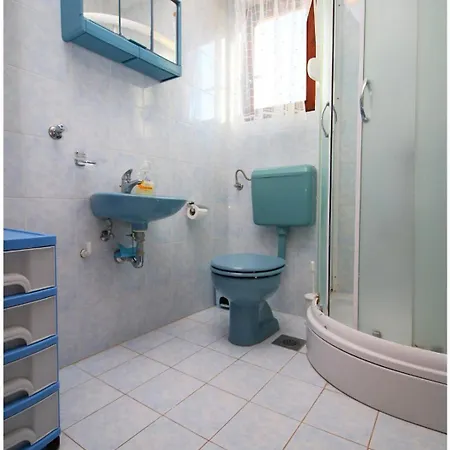 Apartment Near The Sea Bilo *