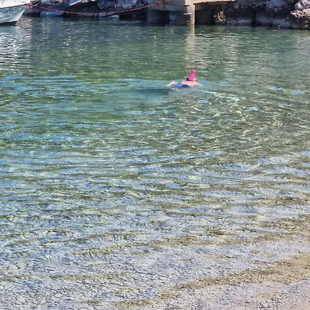 Apartment Near The Sea Bilo